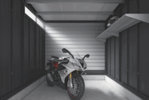 バイク保管庫室内